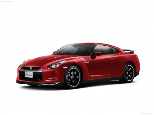 Nissan GT-R (97 wallpapers)