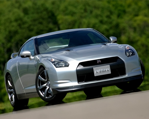 Nissan GT-R (97 wallpapers)