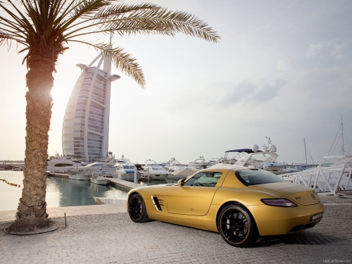 Mercedes-Benz SLS AMG (2011) (123 wallpapers)