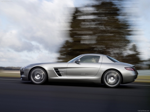 Mercedes-Benz SLS AMG (2011) (123 wallpapers)