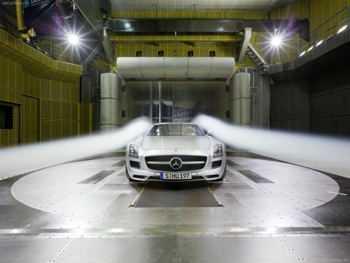 Mercedes-Benz SLS AMG (2011) (123 wallpapers)