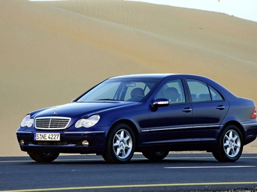 Mercedes C Class (89 wallpapers)