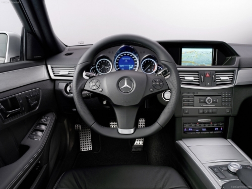 Mercedes-Benz E Class [2010] (166 wallpapers)