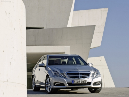 Mercedes-Benz E Class [2010] (166 wallpapers)