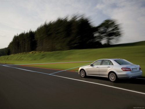 Mercedes-Benz E Class [2010] (166 wallpapers)