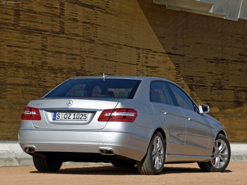 Mercedes-Benz E Class [2010] (166 wallpapers)