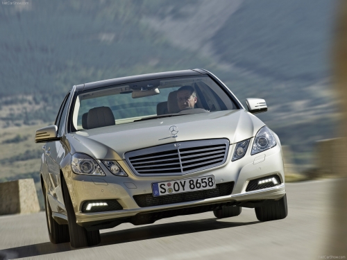 Mercedes-Benz E Class [2010] (166 wallpapers)