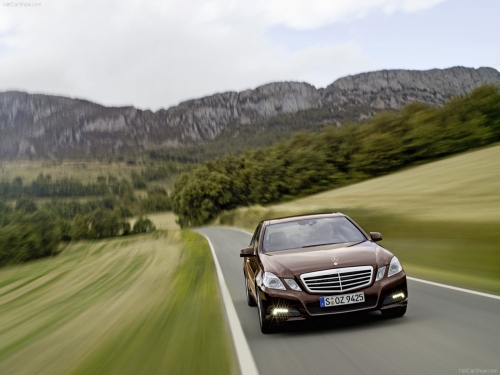 Mercedes-Benz E Class [2010] (166 wallpapers)