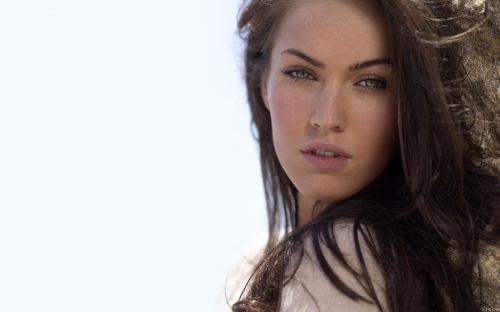 Megan Fox Wallpapers (86 wallpapers)