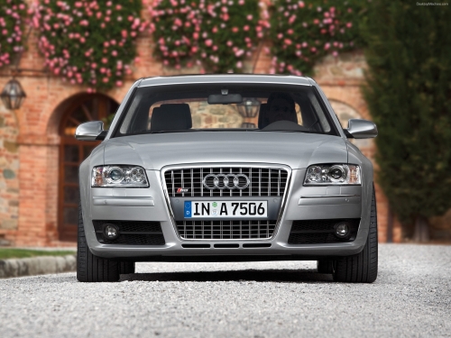 Wallpapers with cars AUDI, part 2 (200 wallpapers)