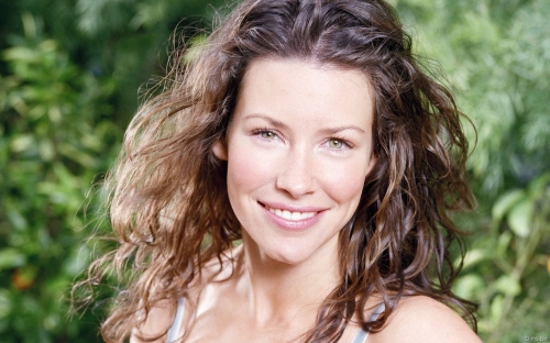 Evangeline Lilly (67 wallpapers)