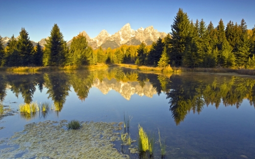 Reflection of mountains in the water (40 wallpapers)