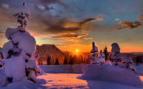 Beautiful Snowy Places (40 wallpapers)