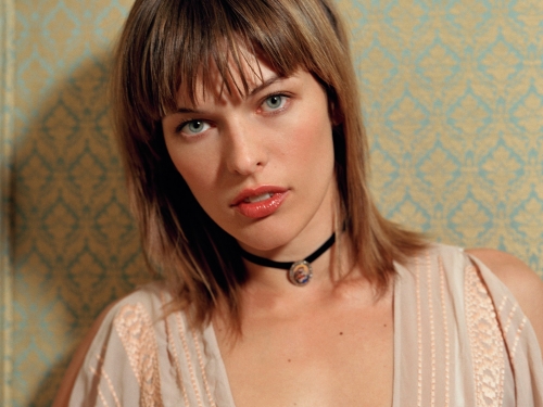 Milla Jovovich (88 wallpapers)