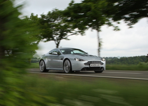 Cars (388 wallpapers)