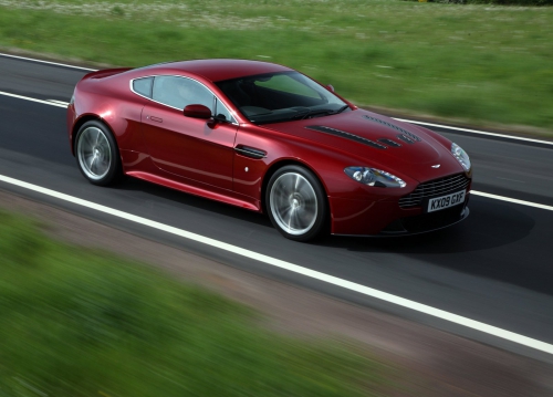 Cars (388 wallpapers)