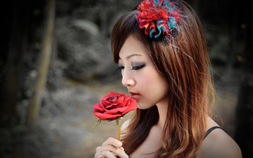 Beautiful Asian Girls (160 wallpapers)