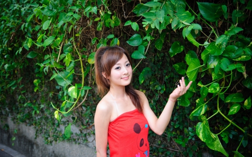 Beautiful Asian Girls (160 wallpapers)