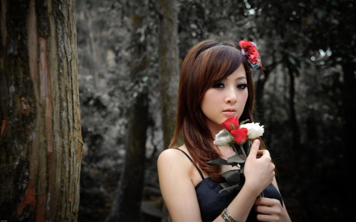 Beautiful Asian Girls (160 wallpapers)