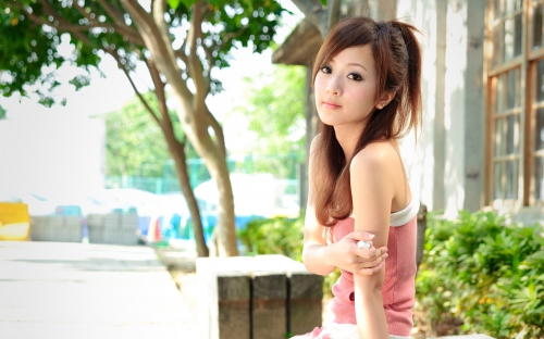 Beautiful Asian Girls (160 wallpapers)