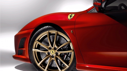 Amazing Ferrari (125 wallpapers)