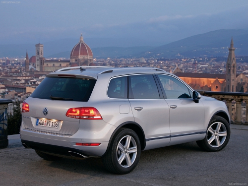 Volkswagen Touareg (190 wallpapers)