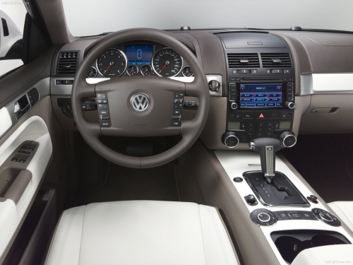 Volkswagen Touareg (190 wallpapers)