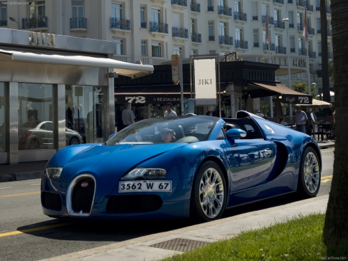 Bugatti  (190 wallpapers)