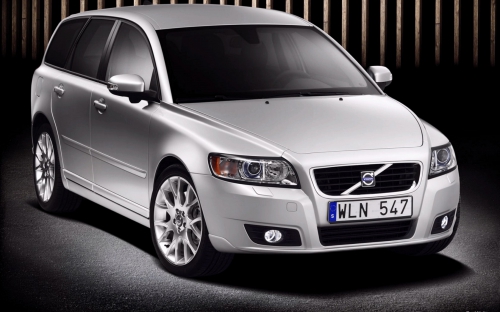 270 Amazing Volvo Cars Widescreen Wallpapers (270 wallpapers)