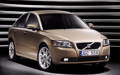 270 Amazing Volvo Cars Widescreen Wallpapers (270 wallpapers)