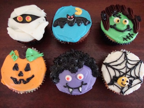 Scary Halloween cakes (454 wallpapers)