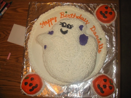 Scary Halloween cakes (454 wallpapers)