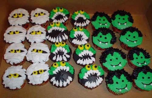 Scary Halloween cakes (454 wallpapers)