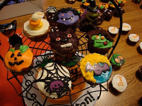 Scary Halloween cakes (454 wallpapers)