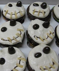 Scary Halloween cakes (454 wallpapers)