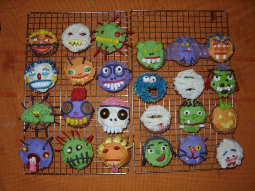 Scary Halloween cakes (454 wallpapers)